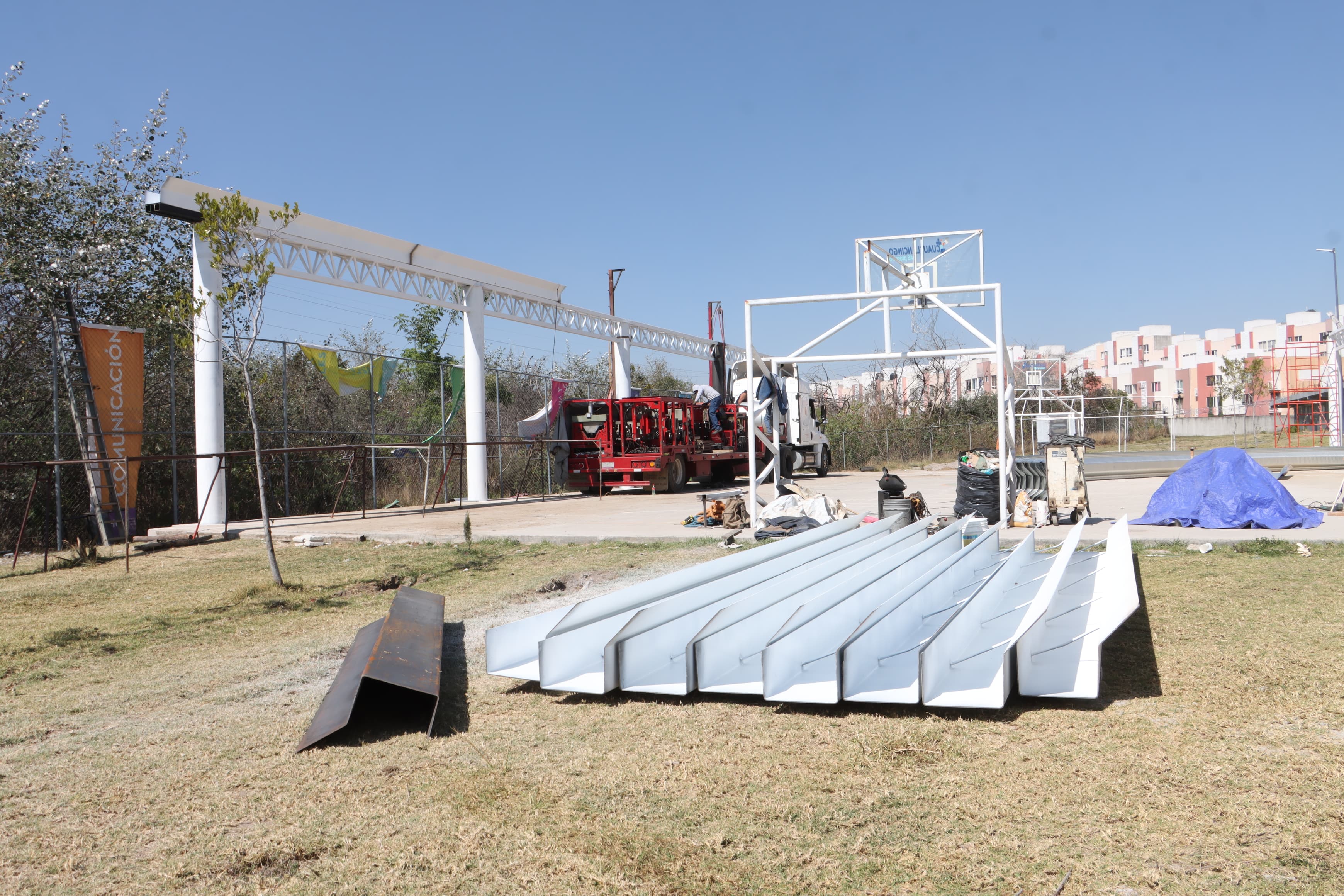 Construcción de arco techo del Instituto de Ciencias y Humanidades casi lista: Omar Muñoz 