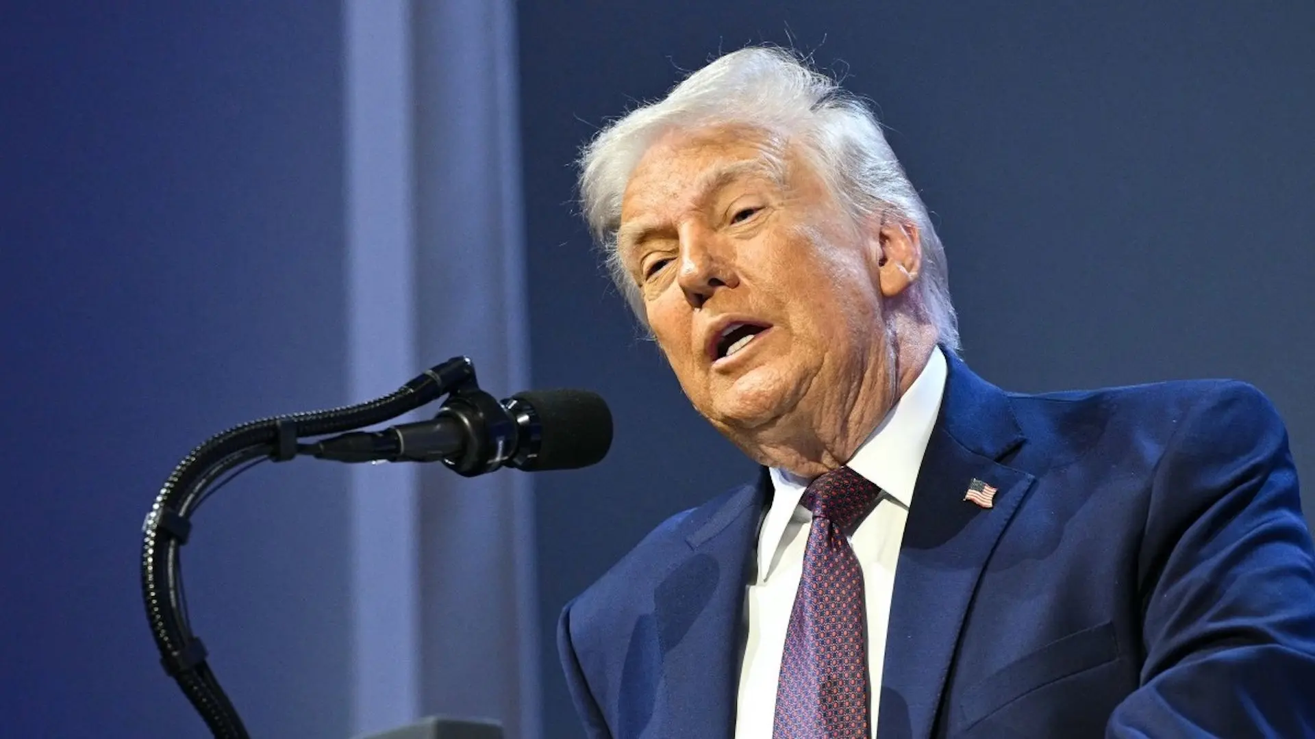 Trump dice que no irá al Super Bowl por Bad Bunny y Green Day: Soy anti ellos