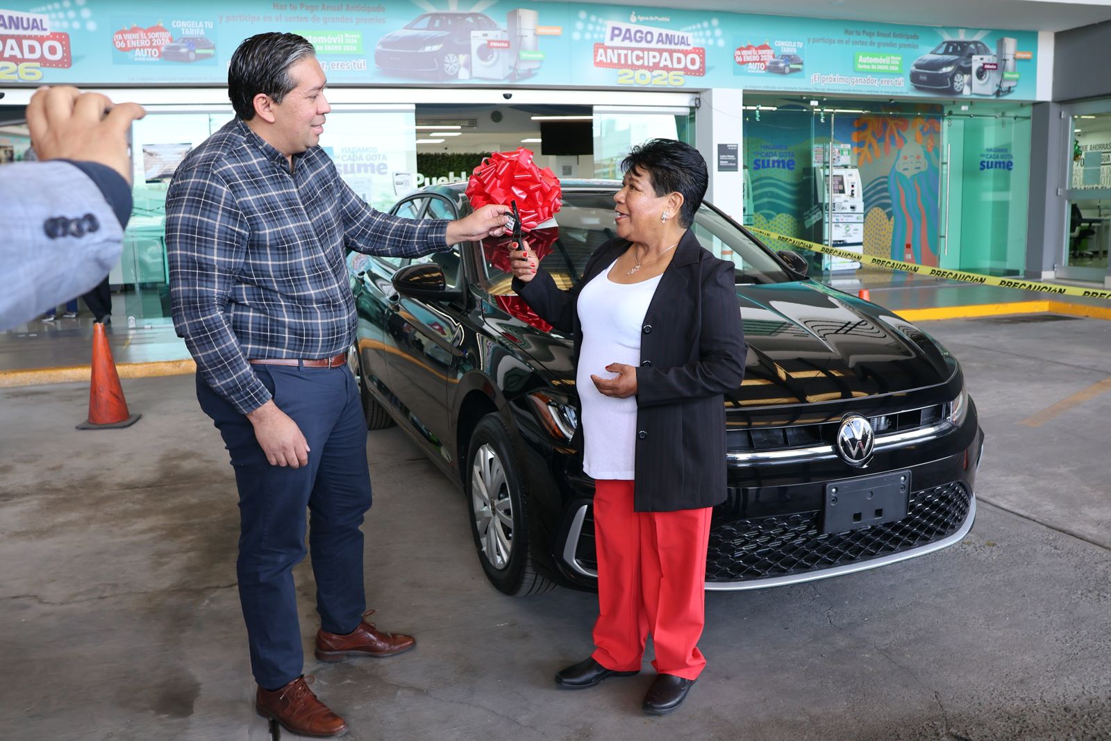 Agua de Puebla entregó automóvil último modelo del Sorteo Pago Anual Anticipado 2026