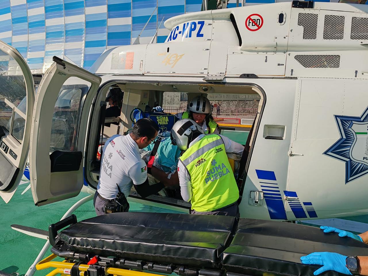 Paciente con quemaduras recibe traslado aéreo desde Chiautla de Tapia