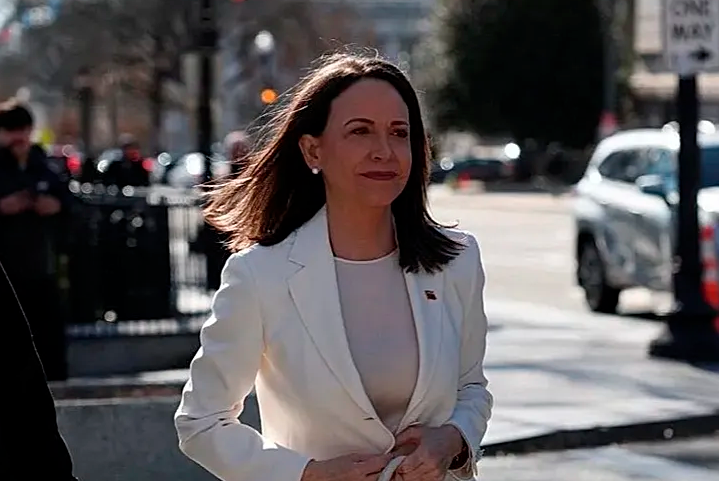 Trump se reúne en privado con María Corina Machado en la Casa Blanca 