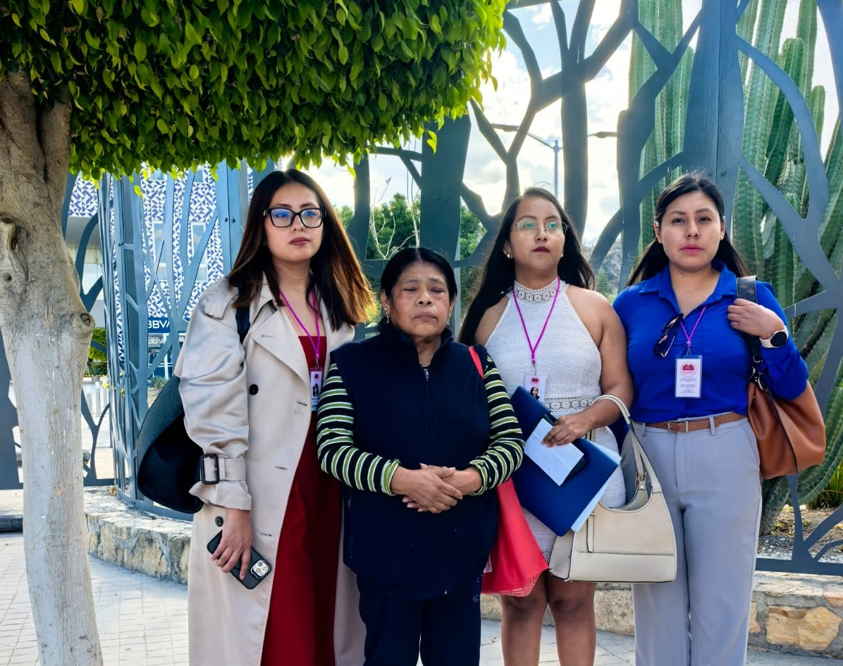 Asociación civil acompaña legalmente a mazateca ante conflicto por vivienda en Tehuacán