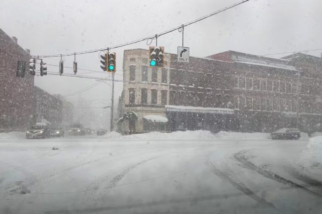 Decenas de millones en Estados Unidos bajo alerta por tormenta invernal