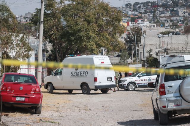 Localizan hombre sin vida dentro de construcción abandonada en Puebla