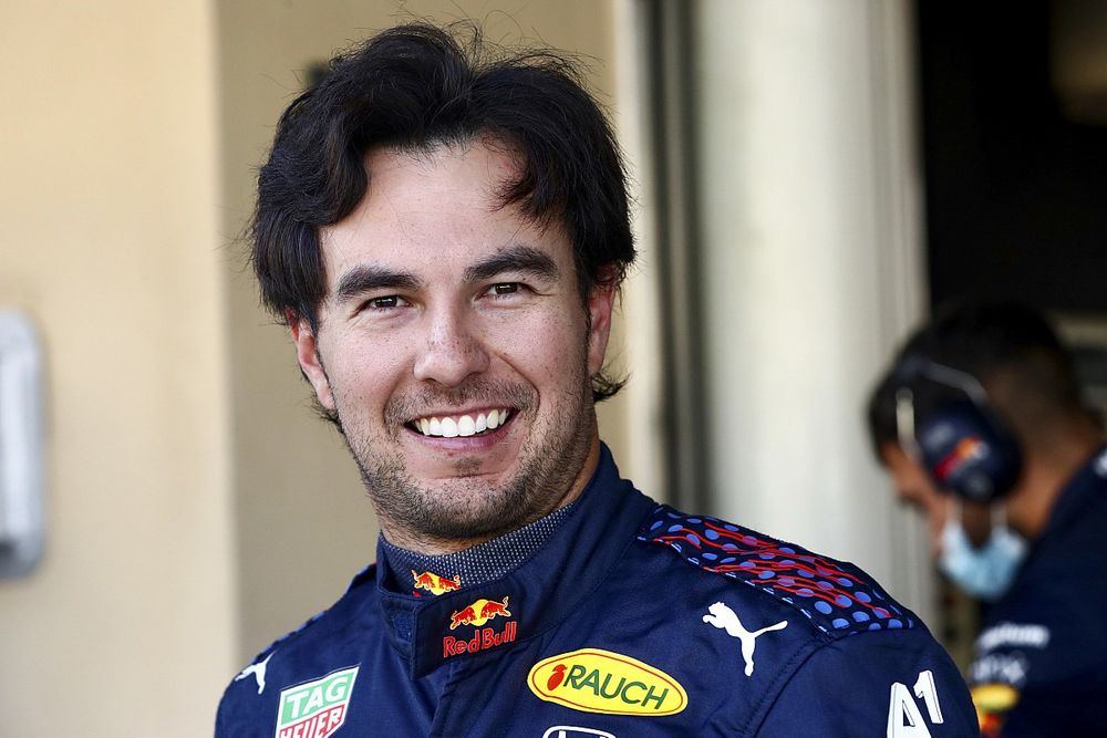Checo Pérez: Ser compañero de Max Verstappen fue el peor trabajo en la F1