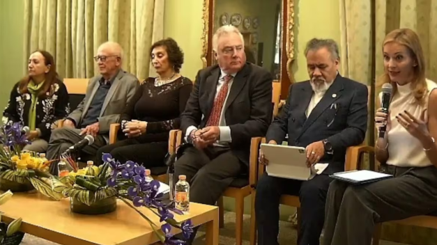 Conversatorio sobre el sistema aeroportuario