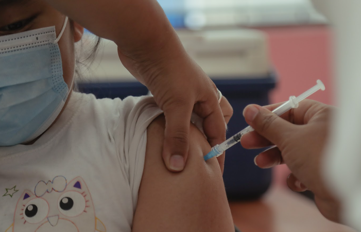 Conoce en dónde puede vacunarte contra el sarampión en Puebla 