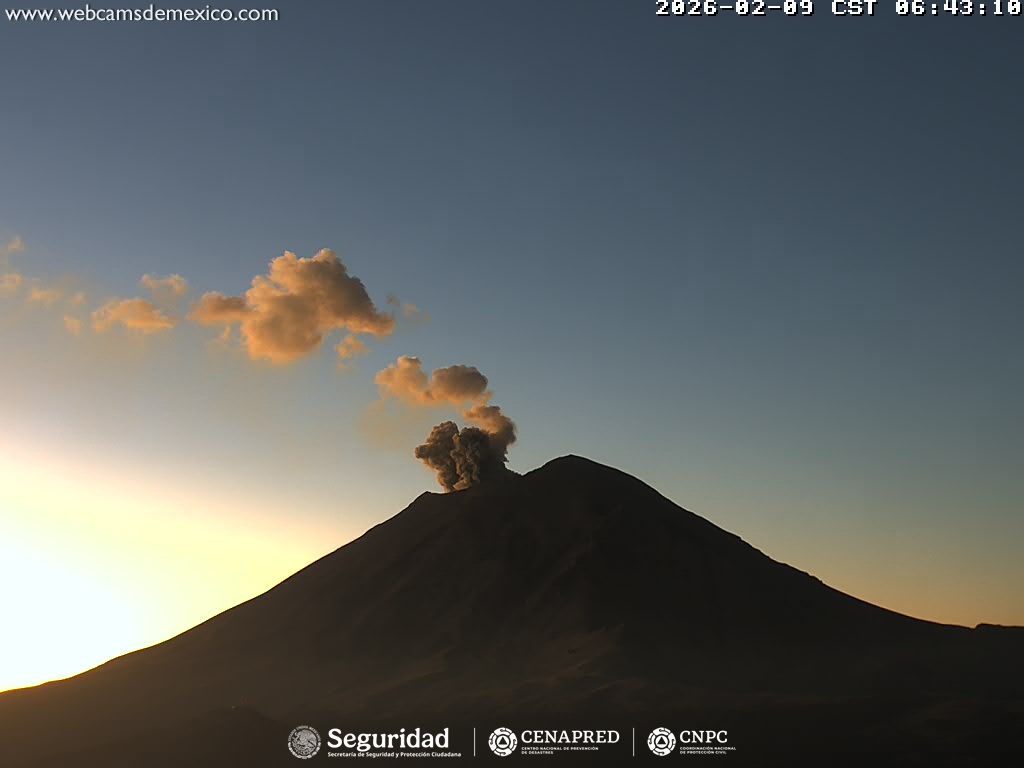 Popocatépetl registra 11 exhalaciones y un sismo en 24 horas