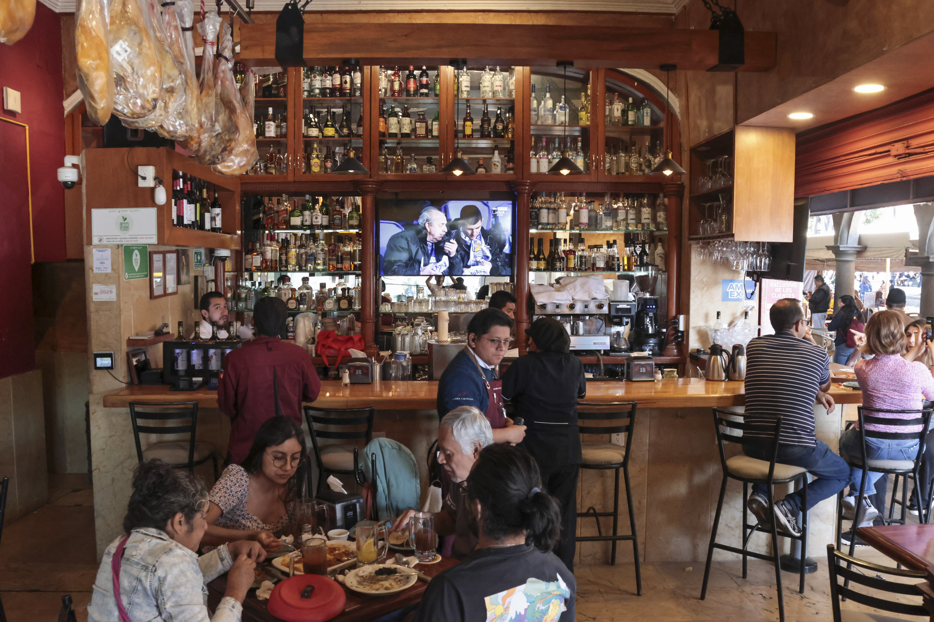 VIDEO Restaurantes poblanos esperan alta afluencia gracias al Super Bowl