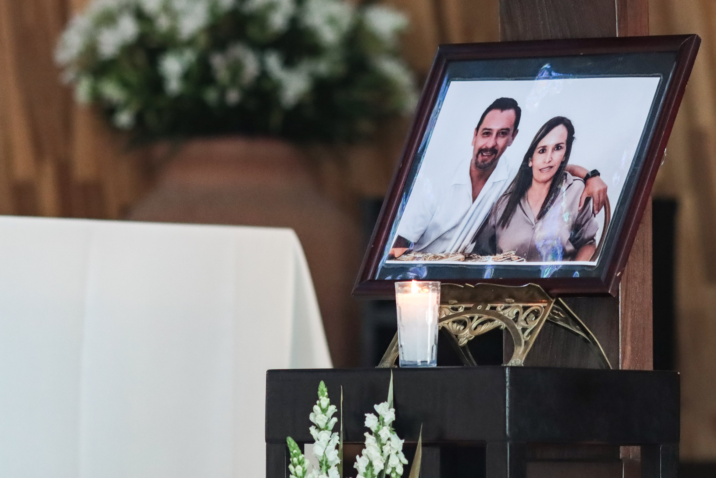 Realizan Misa en Puebla por el descanso de padres de familia del Instituto Oriente