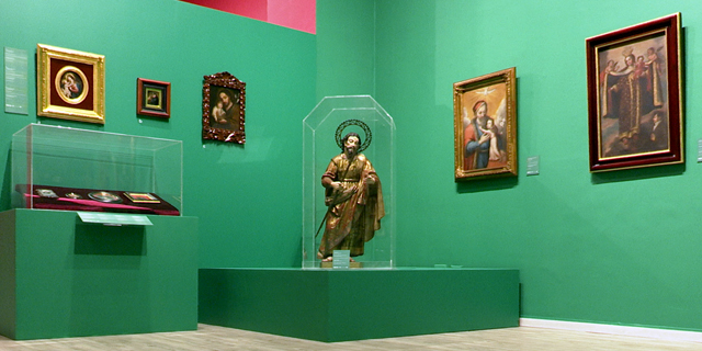 Inauguran en el CCU la exposición La conformación del gusto. Muestrario de coleccionismo poblano