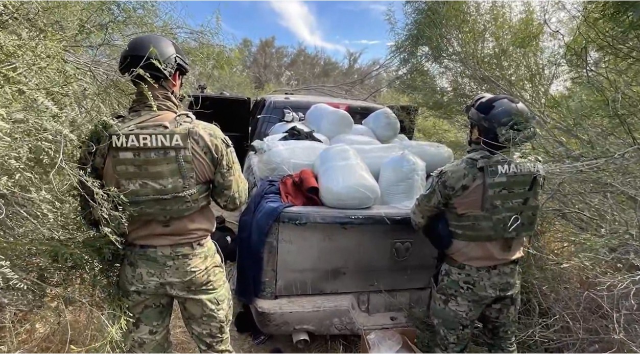 Embajador Ronald Johnson destaca golpe al narco en Baja California Sur