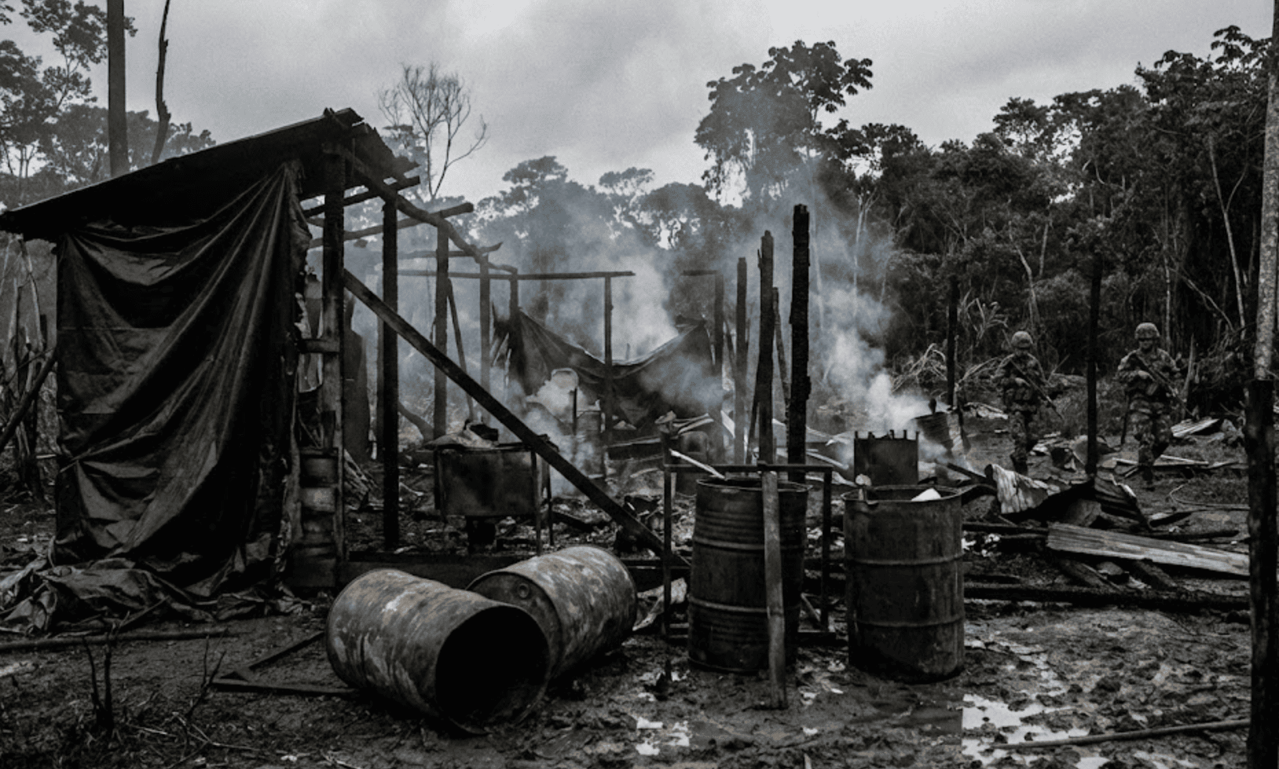 Ataques a narcolaboratorios dejan más de 30 muertos en el suroccidente de Colombia
