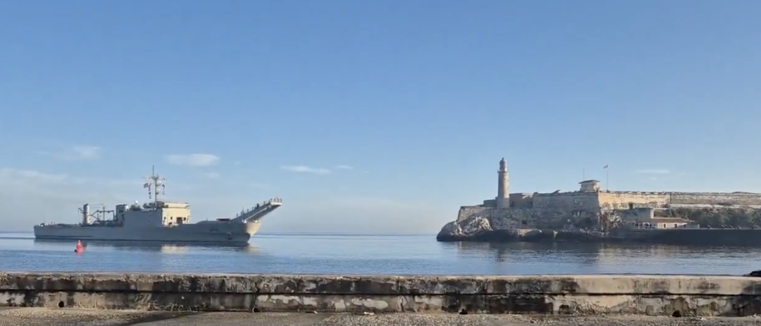 Arriban a La Habana dos buques mexicanos con el segundo envío de ayuda humanitaria a Cuba