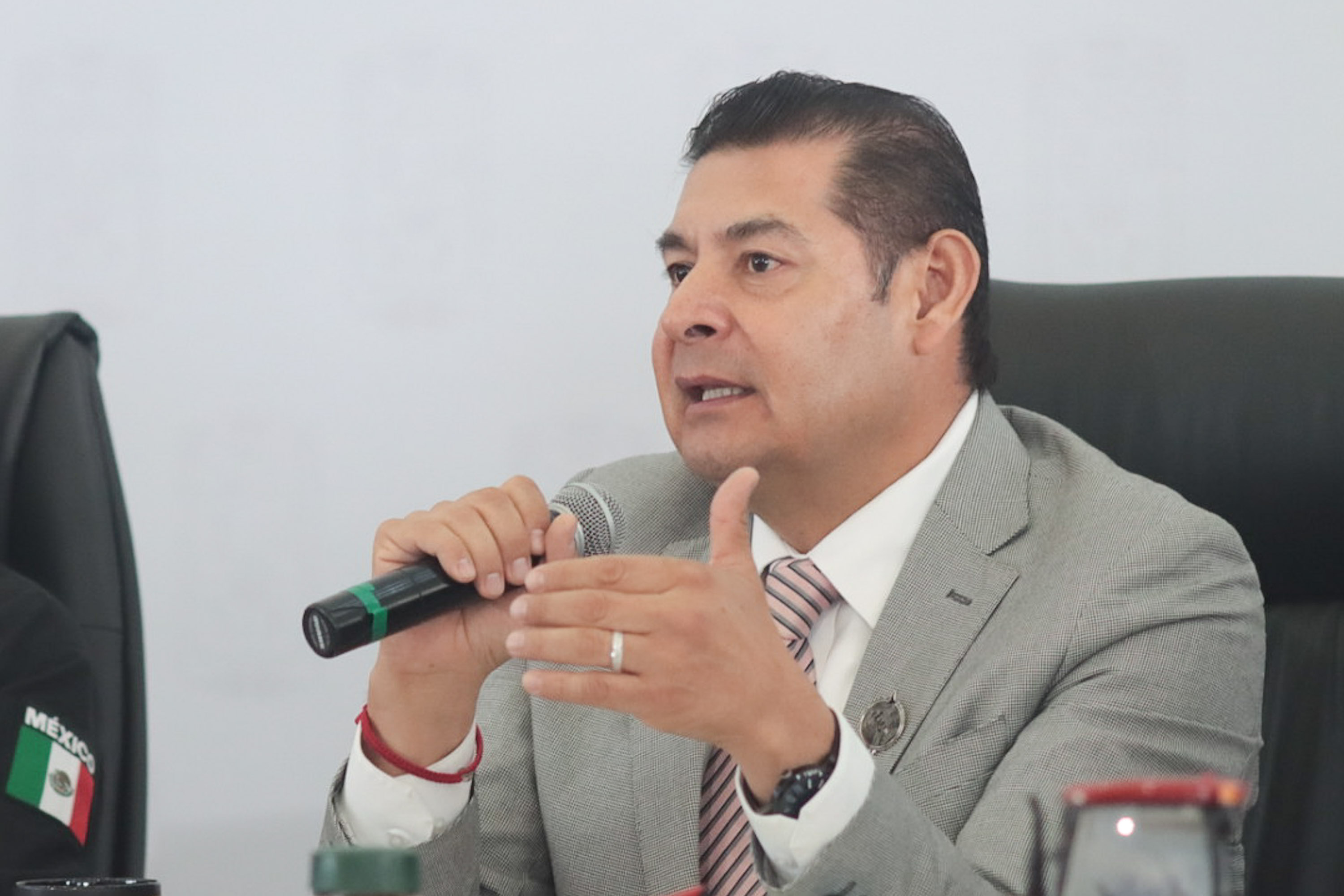 Grupos locales sin vínculo con el CJNG aprovecharon para cometer actos delictivos: Alejandro Armenta 