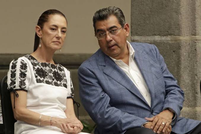 Sheinbaum respalda trabajo de Céspedes en INM y propone cambio de nombre 