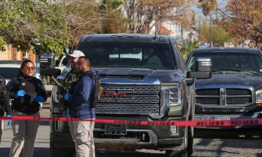 Mario Delgado expresa consternación por el asesinato de su tía y prima en Colima