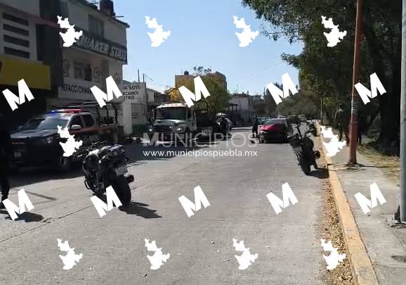 Conductor de pipa atropella y mata a ladrón para evitar asalto en Texmelucan