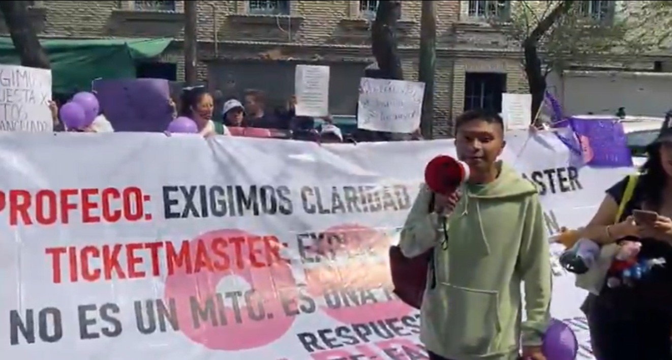 Army exige boletos con precios justos para ver BTS con una marcha en CDMX 