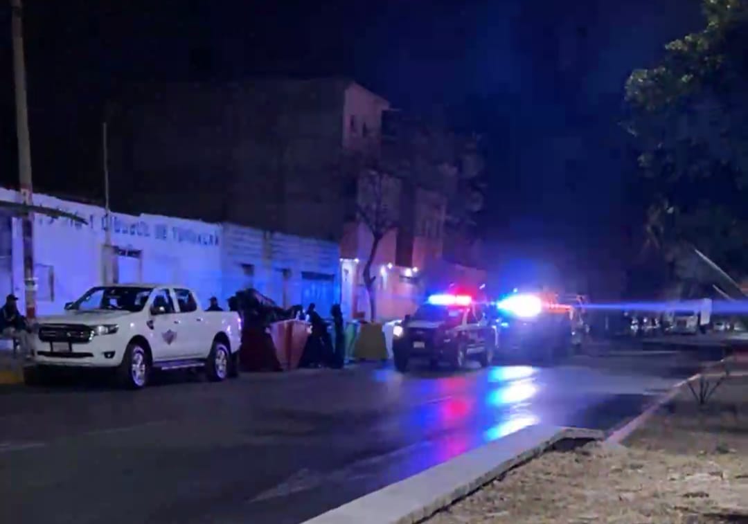 Se registra movilización policíaca en Tehuacán al localizar restos orgánicos en contenedor 
