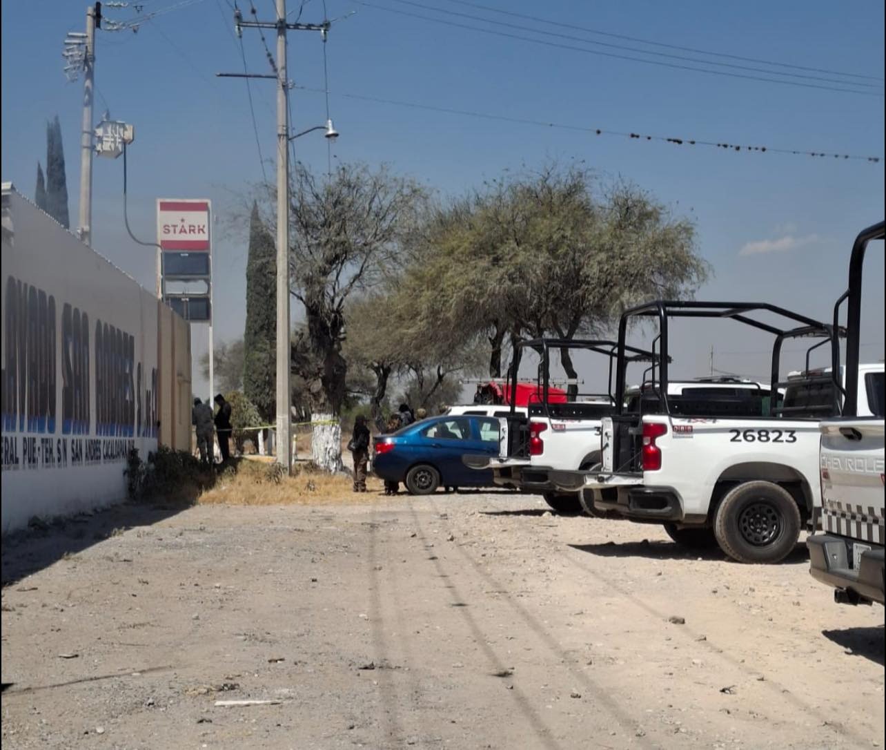 Clausuran gasolinera por venta de combustible de dudosa procedencia en Tepanco