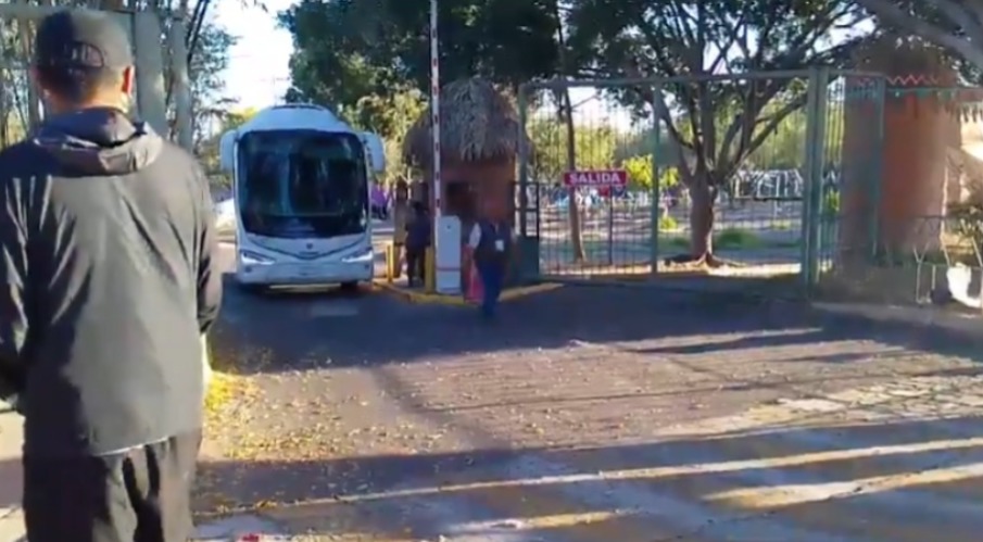 Ante la violencia en Guadalajara, más de mil turistas pasaron la noche en el zoológico 