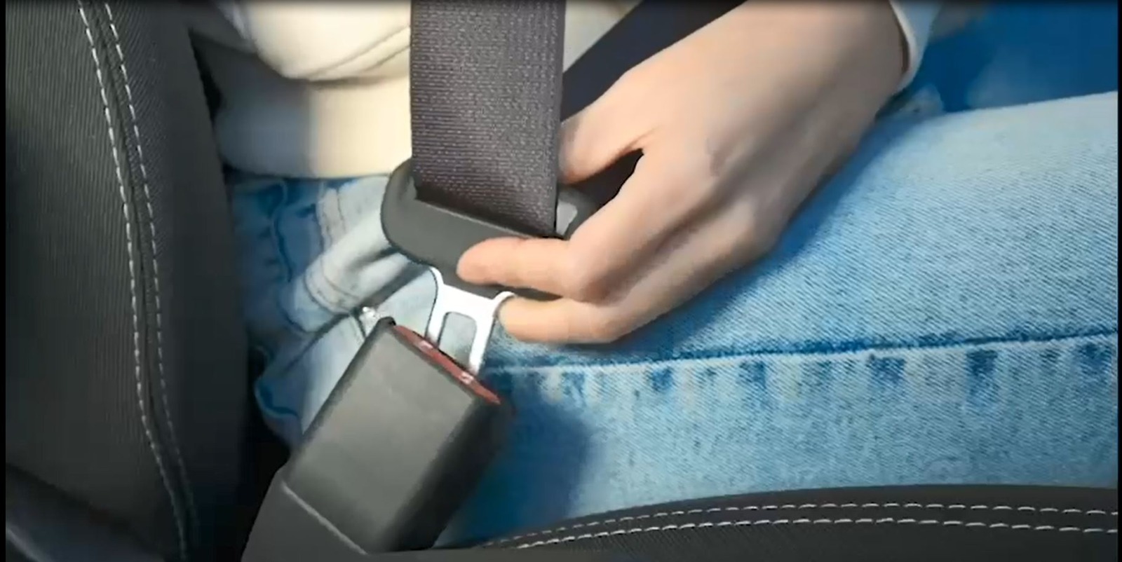 Vas de regreso a casa tras el puente largo, sigue estas recomendaciones al manejar