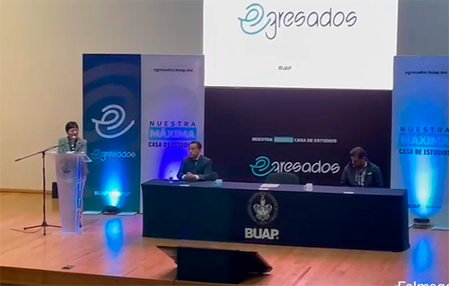 Cedillo lanza plataforma Egresados BUAP para trámites y vinculación laboral