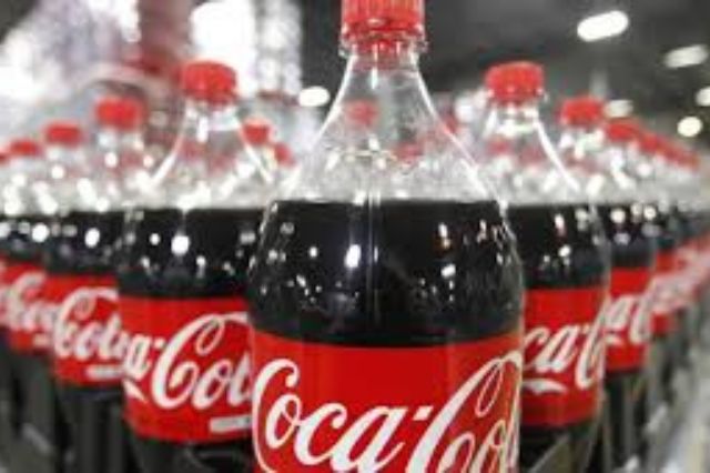 Cofepris y Profeco investigan publicidad “Sintamos juntos” de Coca Cola