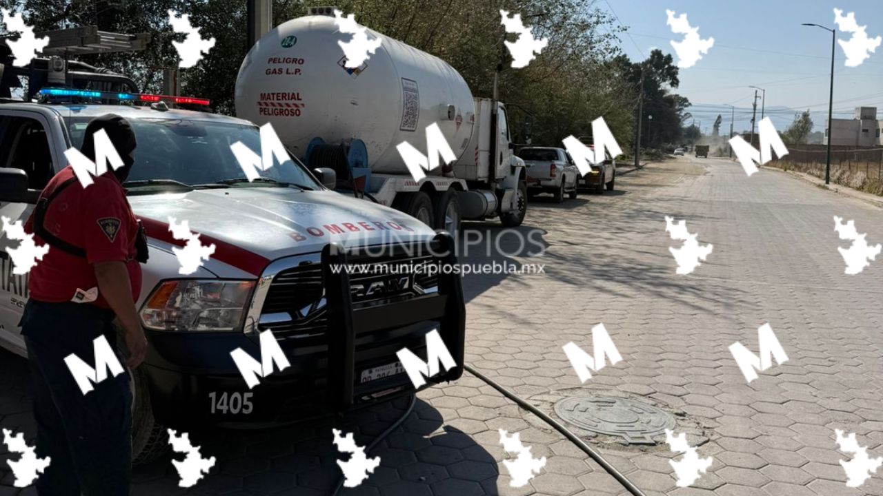 Evacúan preparatoria de Texmelucan por operativo de la FGE relacionado con huachicol
