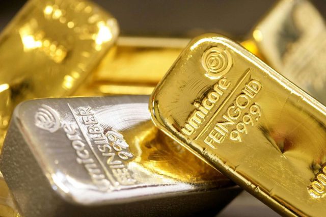 Oro y plata registran su peor jornada en más de 40 años tras decisión de Trump