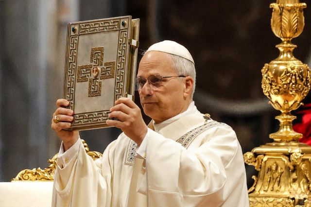 Papa León alerta a sacerdotes: la inteligencia artificial no sustituye la fe