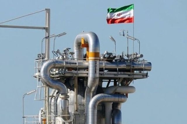 Precio del crudo WTI supera los 100 dólares por tensión en el Golfo Pérsico