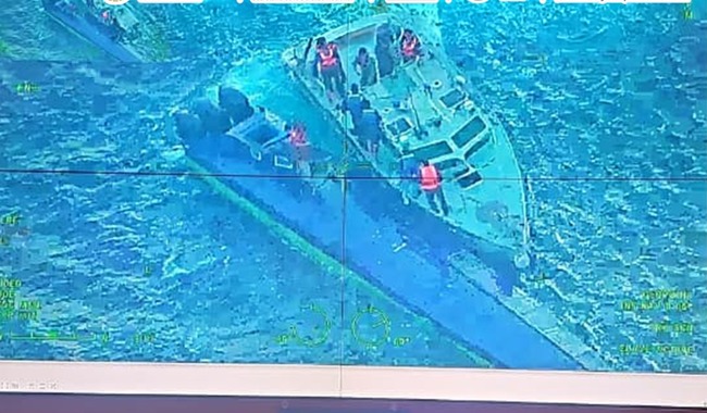 Marina asegura semisumergible con cocaína en las costas de Colima