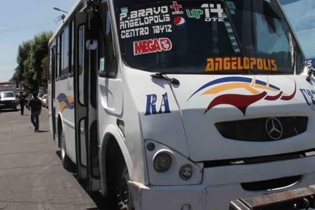 Transportistas irregulares anuncian paro ante inicio de operativos en Puebla