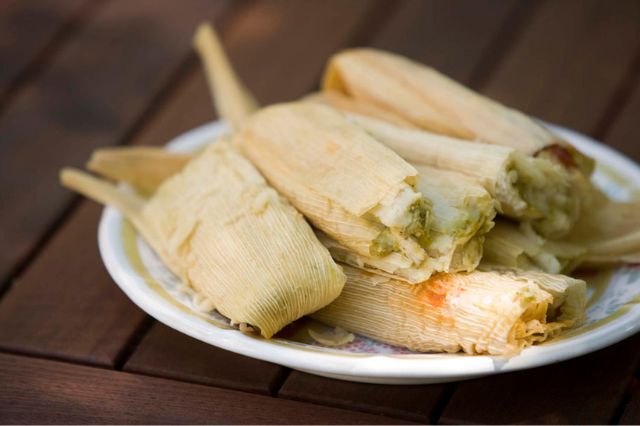 Niña intoxicada con fentanilo tras comer tamales en Huauchinango