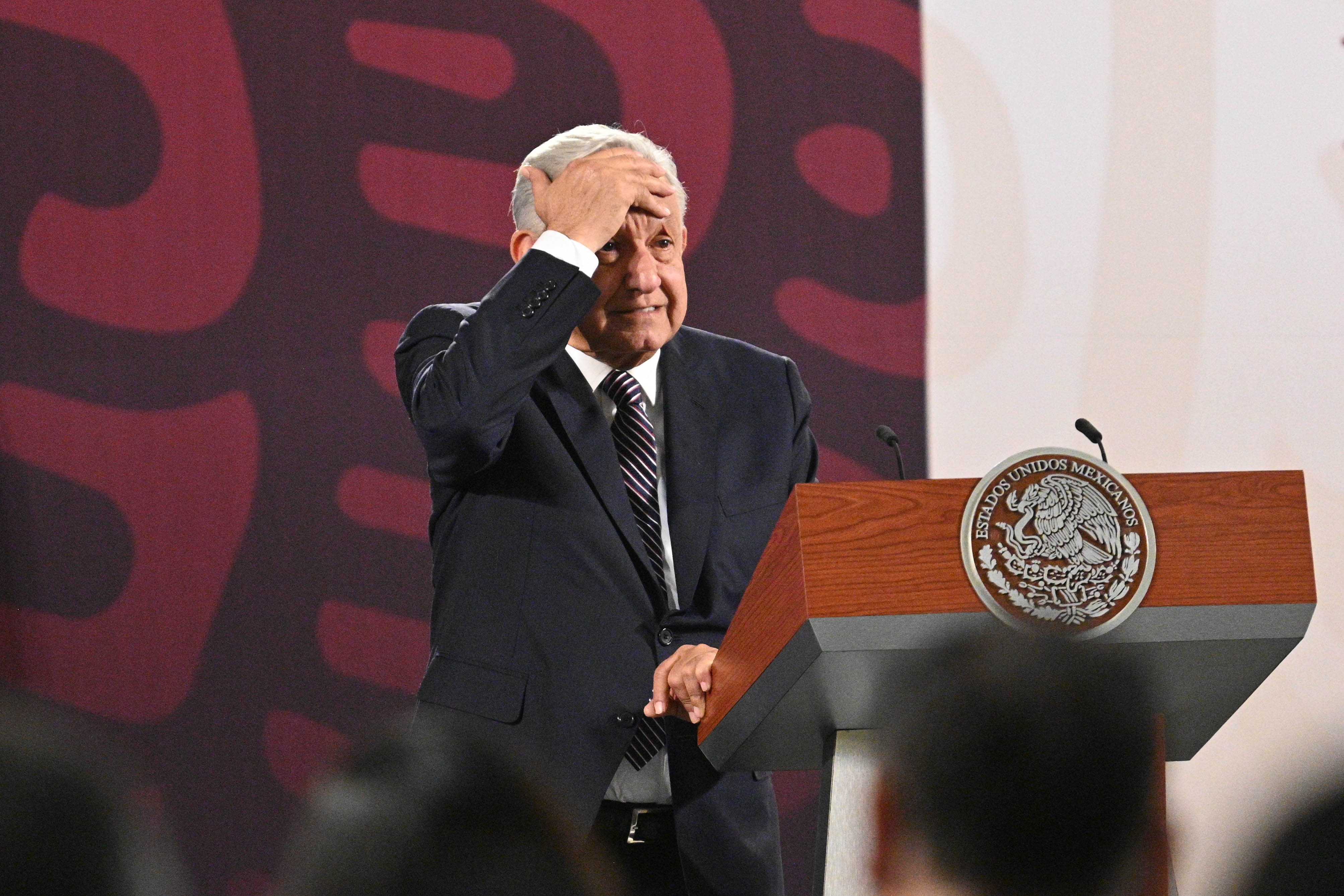 Reportan que Andrés Manuel López Obrador está hospitalizado
