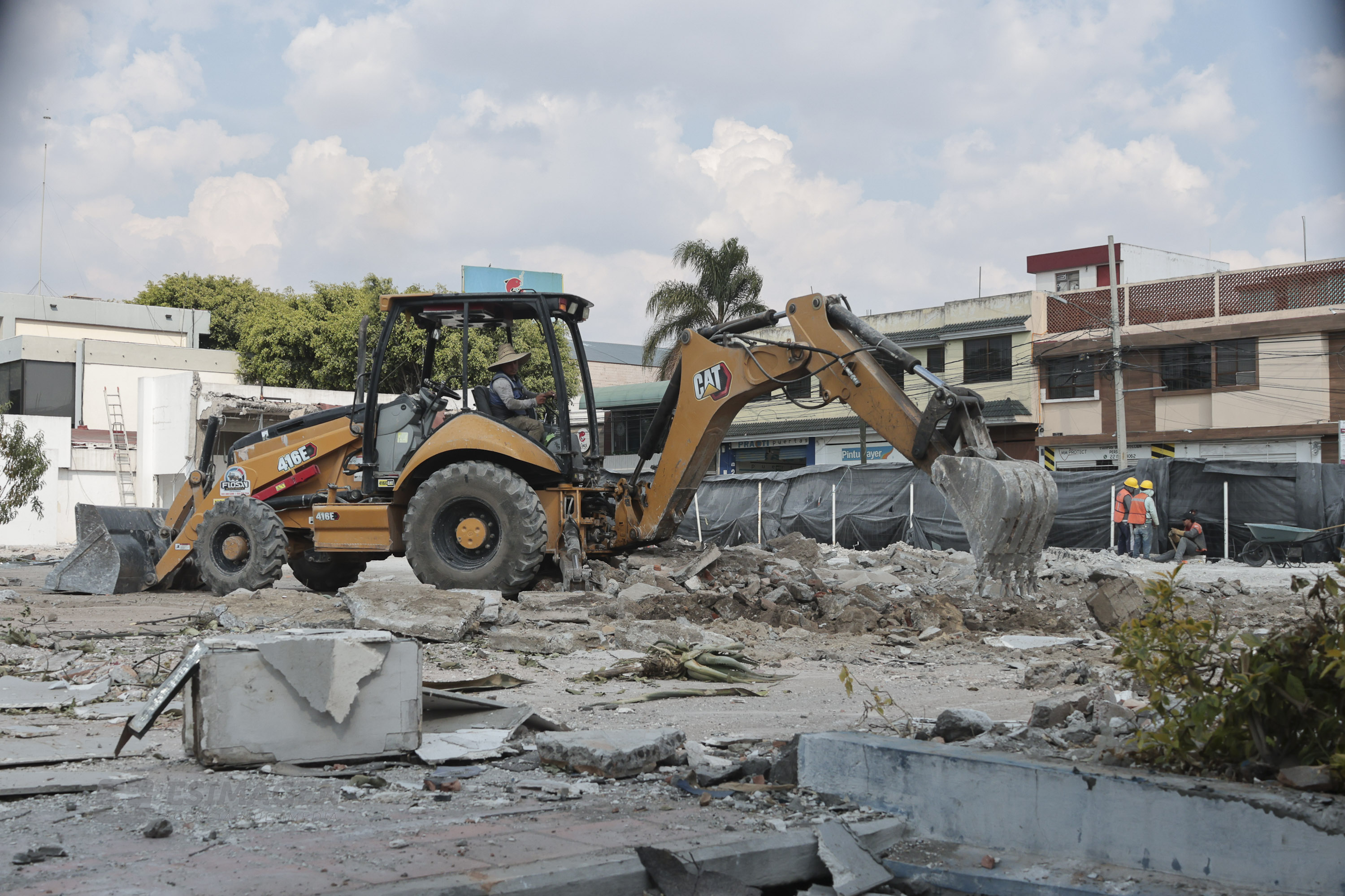 VIDEO Inician labores de limpieza del nuevo CIRE-SEDIF en Puebla