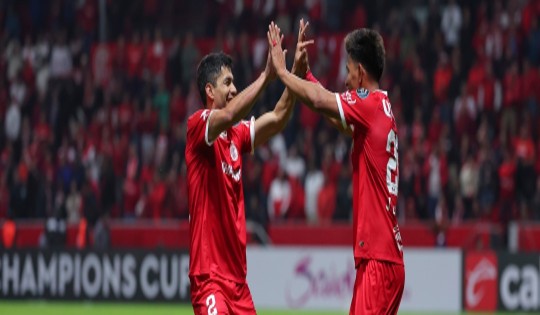 Cuatro equipos mexicanos siguen con vida en la Champions Cup