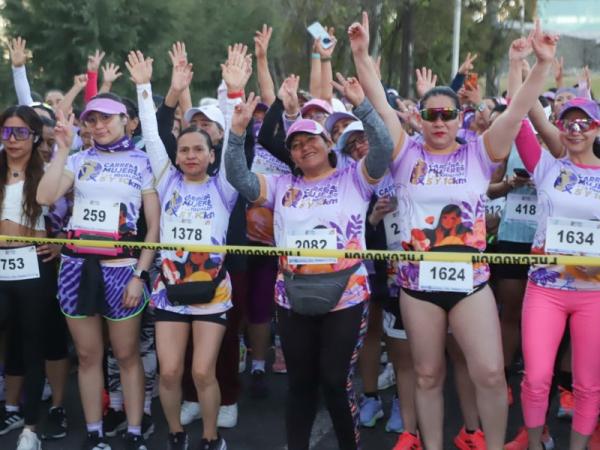 Más de 3 mil mujeres poblanas corrieron por la igualdad y la equidad