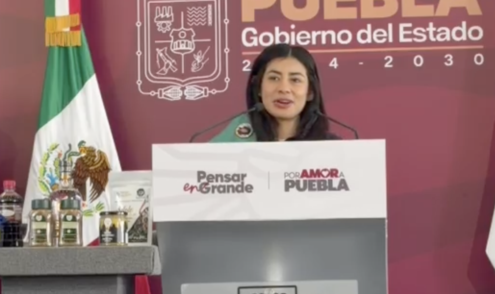 Gabriela “La Bonita” Sánchez promete seguir poniendo en alto a Puebla tras ganar el título mundial