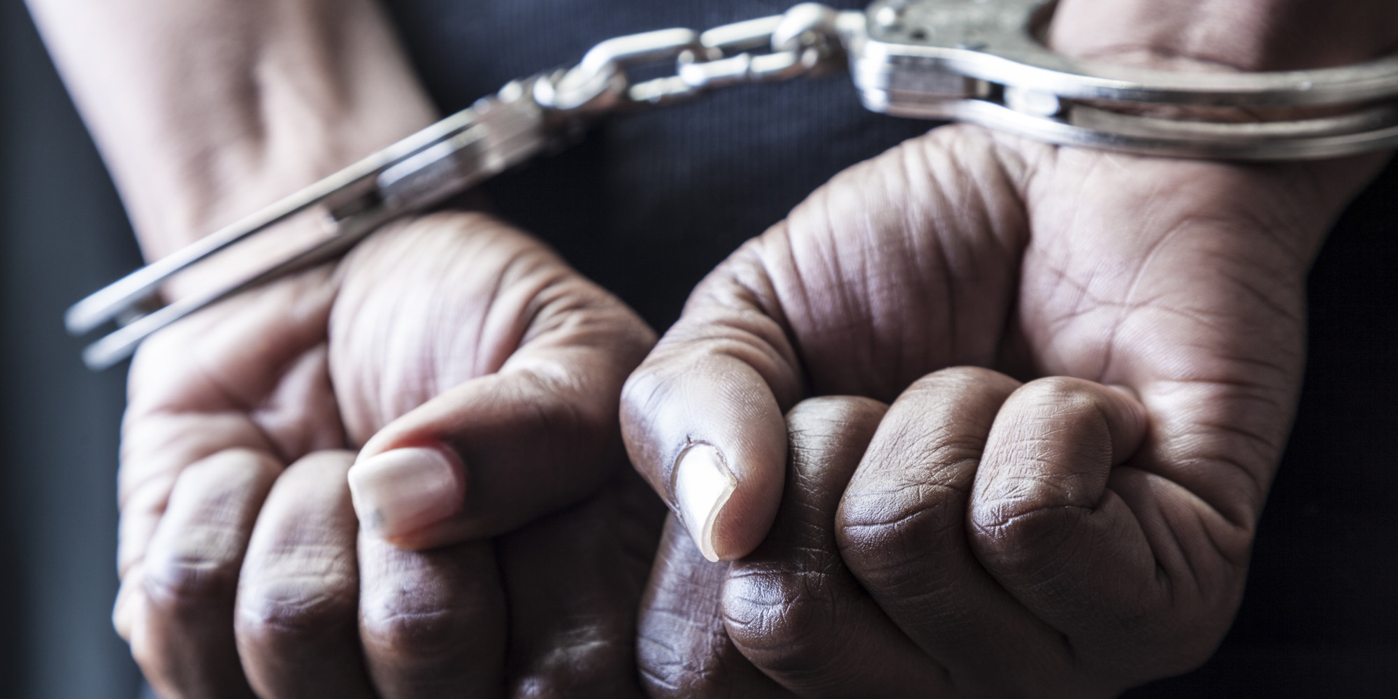 Kevin de 24 años con marihuana en calles de Tilapa