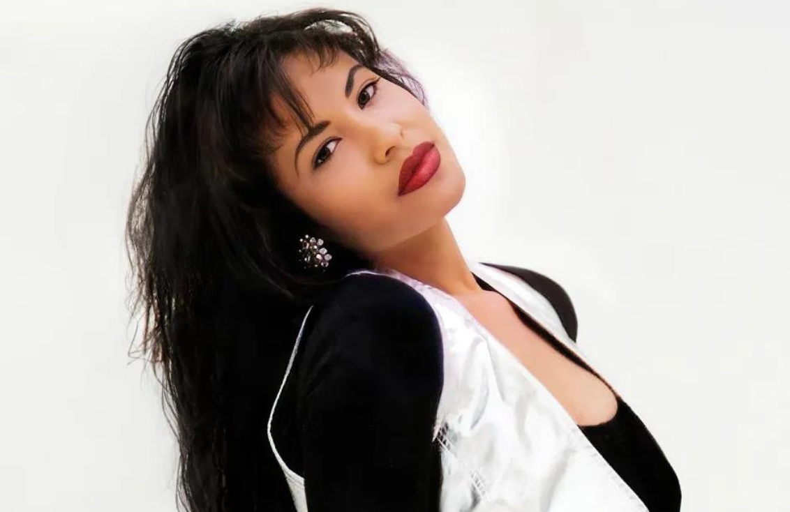 Familia Quintanilla demanda a Shein por lucrar con la imagen de Selena 