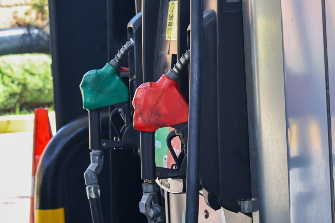 México renueva acuerdo con gasolineras para mantener precios de combustibles