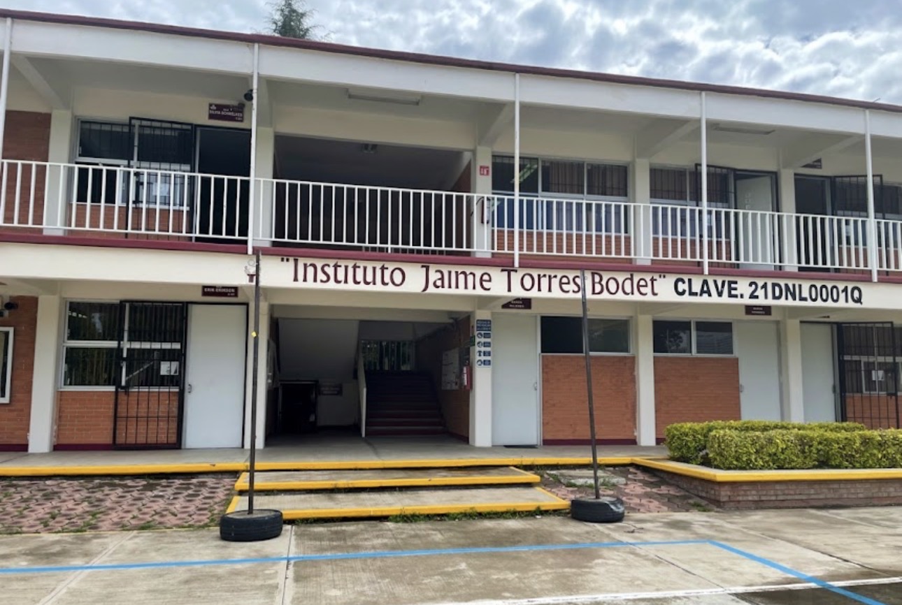 Paro en Normal de Cuautlancingo deja sin clases a más de 600 estudiantes 