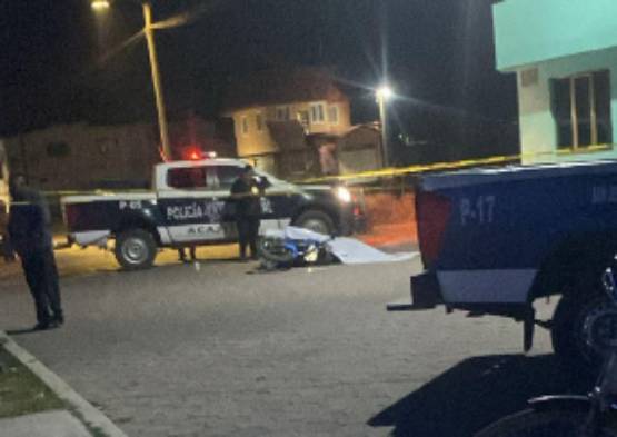 Par de sicarios ejecutan a balazos a hombre en Acajete