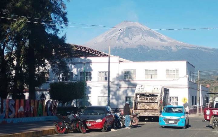 Violento asalto a taxista en San Juan Tianguismanalco desata alarma entre ese gremio 