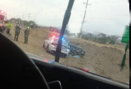 Volcadura en la autopista Puebla–Orizaba deja una mujer fallecida