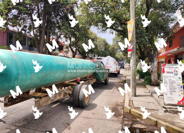 Aseguran pipas en Tlahuapan ligas al robo de combustible