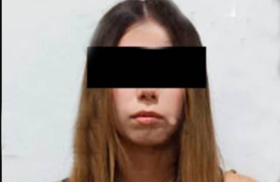 Detienen a mujer por presunto robo en centro comercial Angelópolis